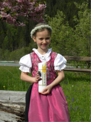 ErstkommunionUtown011.JPG (32509 Byte)