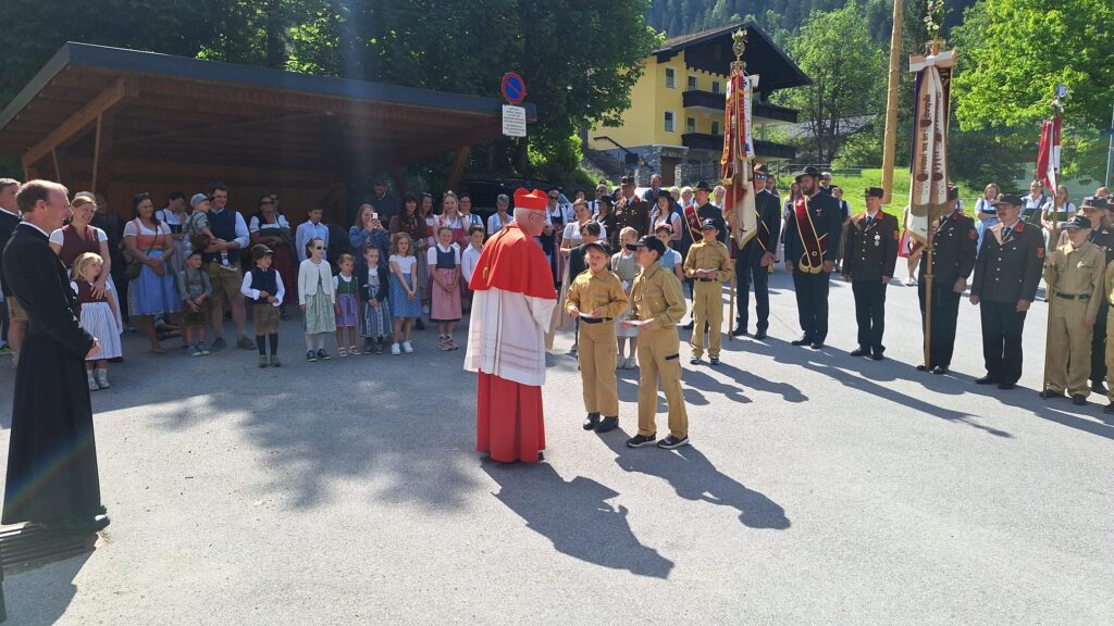 Prangtag mit Bischofvisitation